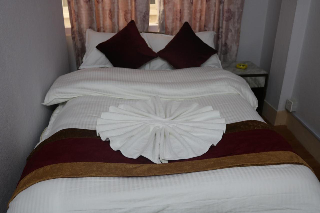 Om Tara Guest House Pvt Ltd Katmandu Kültér fotó