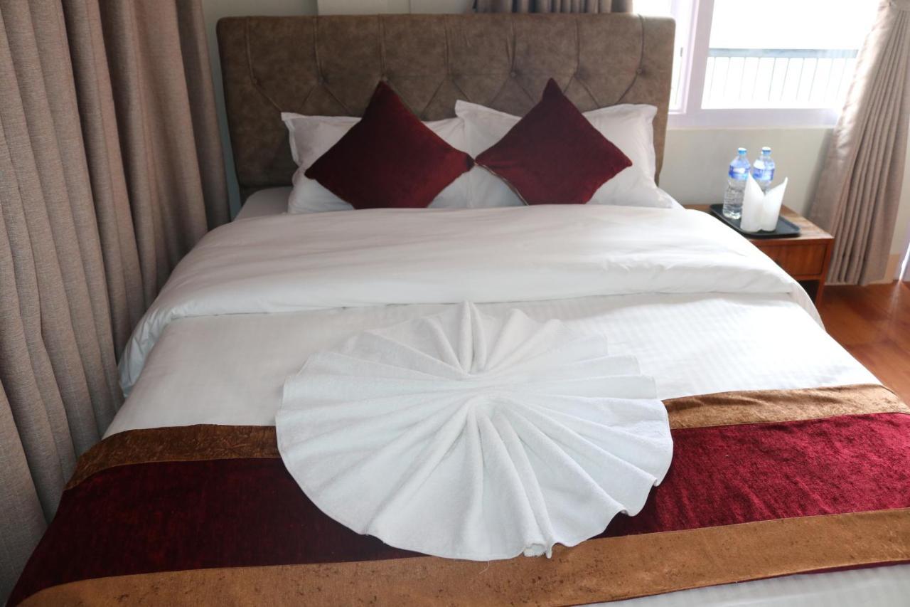 Om Tara Guest House Pvt Ltd Katmandu Kültér fotó