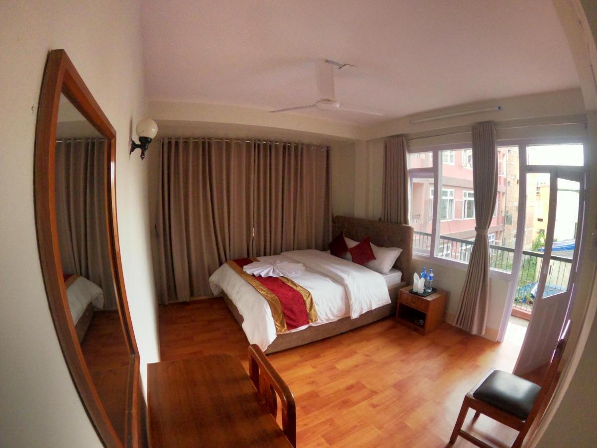 Om Tara Guest House Pvt Ltd Katmandu Kültér fotó