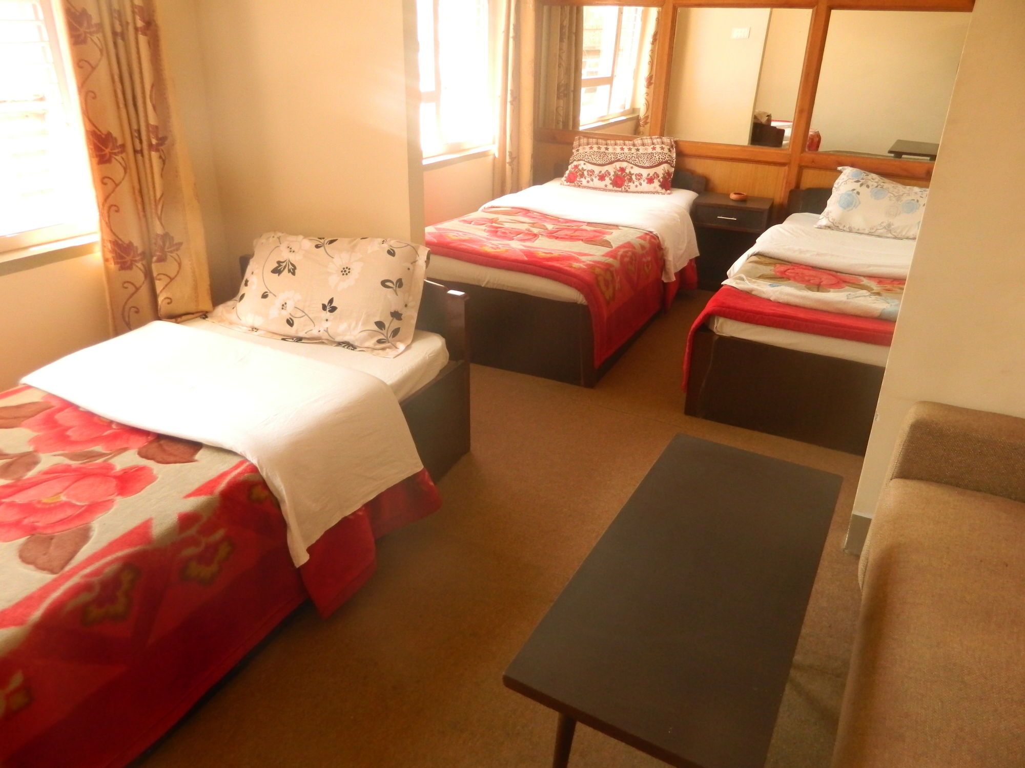 Om Tara Guest House Pvt Ltd Katmandu Kültér fotó